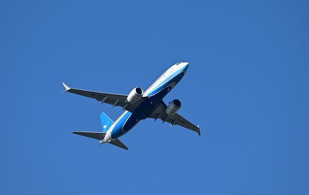 Авіакомпанії США зобов язали перевірити літаки Boeing на наявність тріщин
