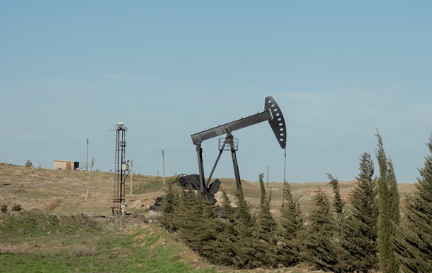 Нефть подорожала после снижения движения танкеров