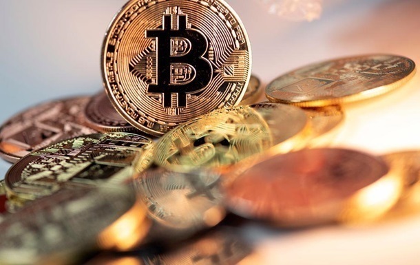 Вперше за два місяці: біткойн перевищив $70 000