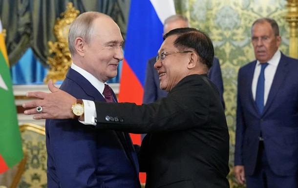 Заради проєктів Путіна у М’янмі палять села - ЗМІ