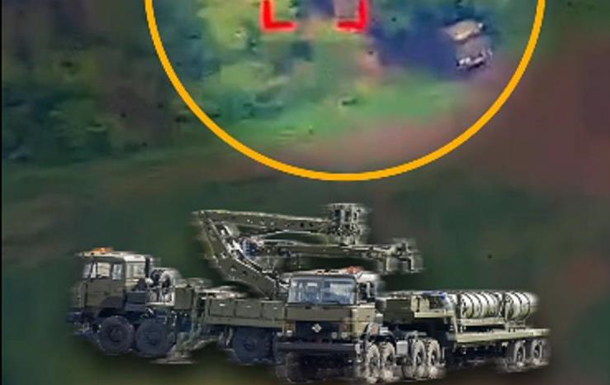 ВСУ уничтожили пусковую установку ЗРК С-300 с боекомплектом