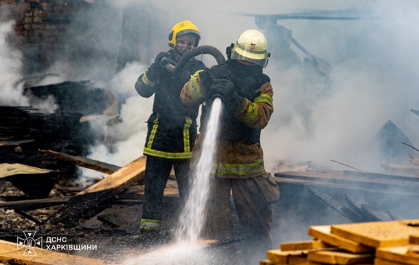 РФ атакувала підприємство на Харківщині, є поранені