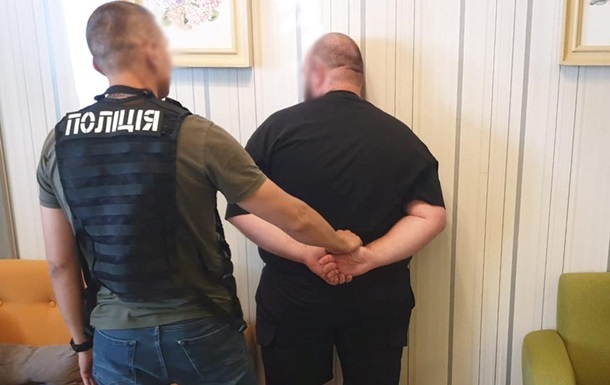 $4000 за вид на жительство: в Киеве раскрыли схему легализации иностранцев