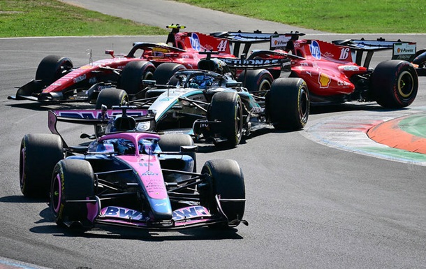 Авария на Гран-при Италии: пилот разбил Ferrari