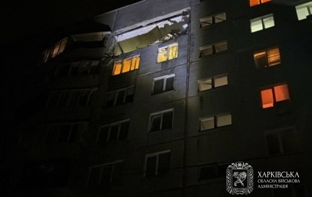 В Харькове БПЛА попал в многоэтажку