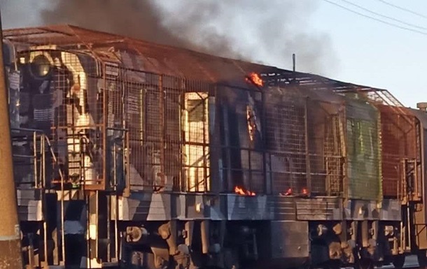 Росіяни вдарили по двох пасажирських поїздах