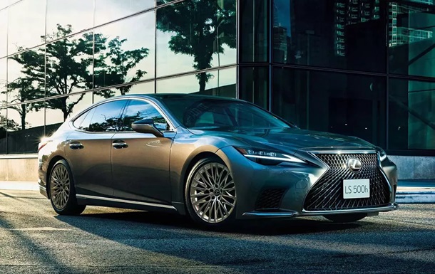 Lexus оновила флагманський седан LS