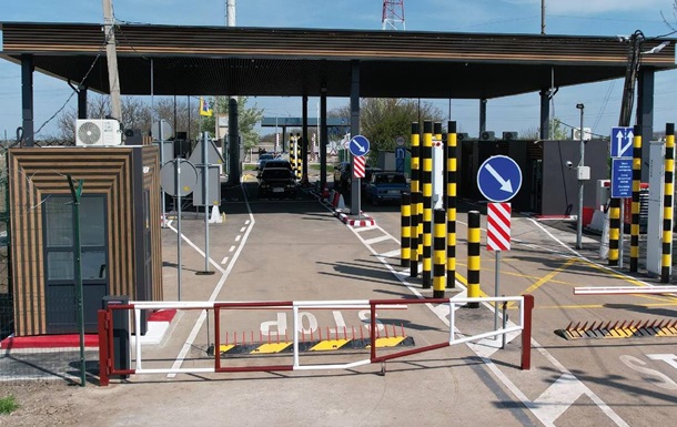 Во время атак РФ пункты пропуска на границе Украины не будут работать