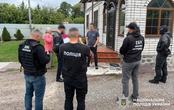 Автомати й вибухівка: на Волині затримали торговців зброєю
