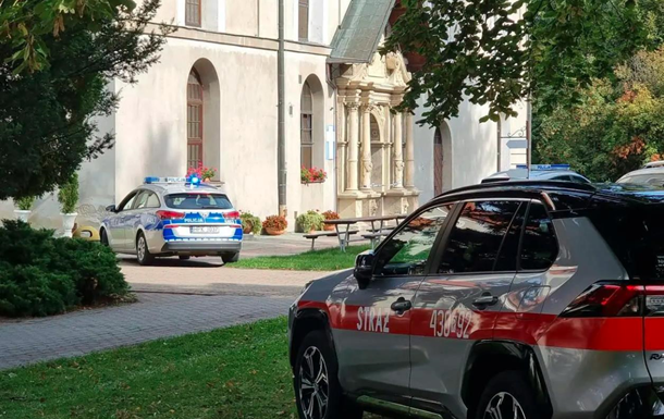У Польщі українець влаштував різанину у монастирі: є жертва та поранені