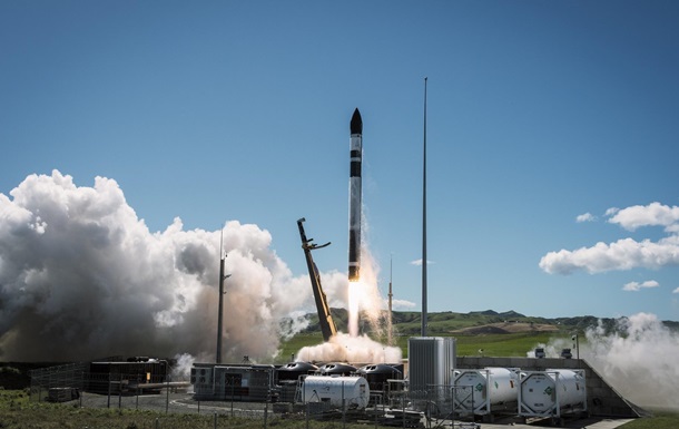 Rocket Lab вивела на орбіту японський супутник