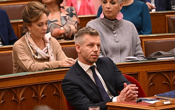 Парламент Угорщини позбавив Мадяра недоторканності