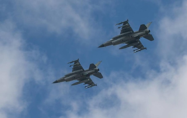 Україна ризикує залишитися без літаків F-16 - ЗМІ