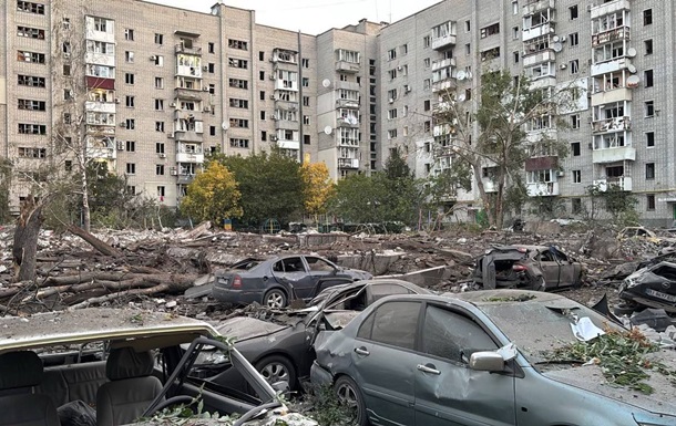Атака на Кременчуг: двое погибших, семь раненых
