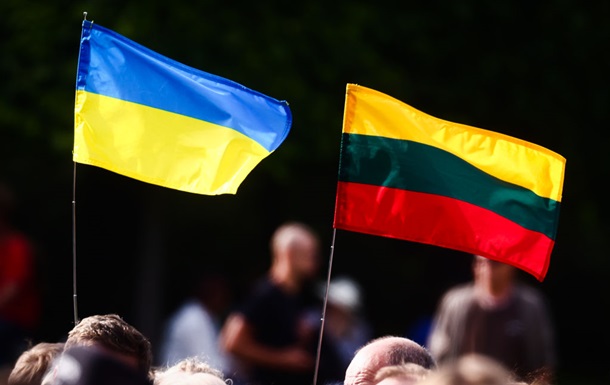 Литва продлила защиту украинцам с новым условием