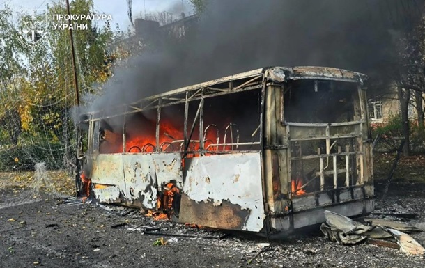 У Краматорську атаковано автобус, 12 загиблих
