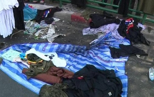 Два вибухи прогриміли в таборі демонстрантів у Бангкоку