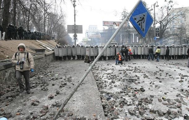 Справи щодо дій спецпідрозділів і бойовиків УДАР вимагатиме передати у Гаазький трибунал - Наливайченко
