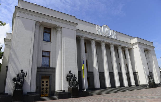 Депутати спробують втретє додати грошей на армію
