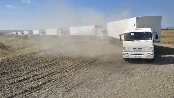 Перші 16 вантажівок з гуманітарною допомогою РФ почали рух у бік кордону