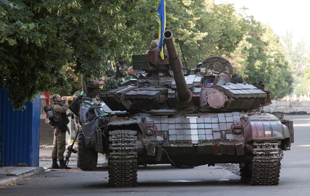 Під Сніжним сили АТО знищили більше 100 російських найманців - штаб АТО