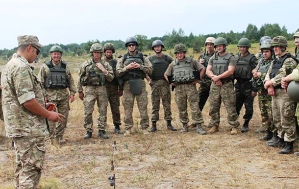 Аваков проти вилову призовників - хоче армію на контрактній основі
