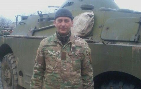 У Києві на вулиці знайшли тіло військового