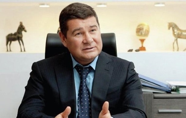 Суд заарештував рахунки Онищенка в банку Латвії