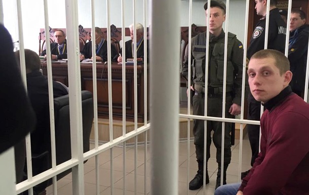 Суд відпустив поліцейського, якого звинувачують у вбивстві пасажира BMW