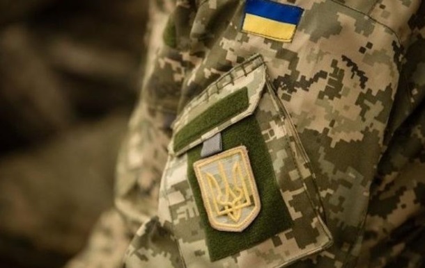 На Донбасі офіцер вистрілив у п яного бійця АТО
