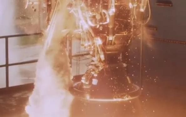 SpaceX показала випробування новітнього ракетного двигуна