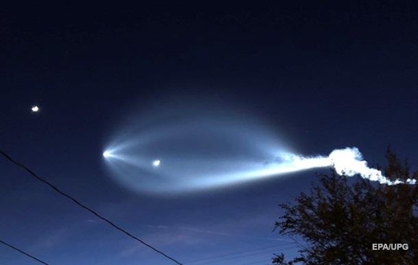 SpaceX запустила ракету-носій Falcon 9 із супутниками