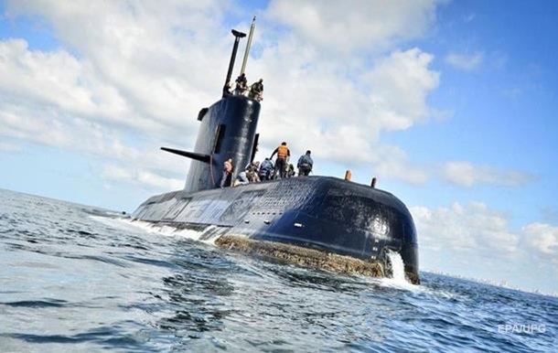 Російське судно припинило пошуки аргентинського підводного човна