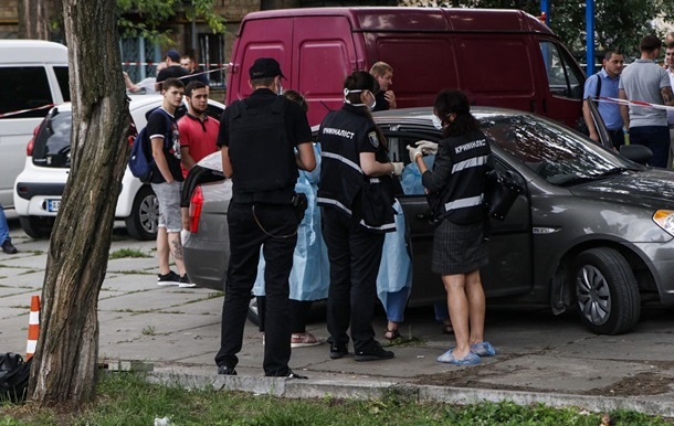 Київського поліцейського вбив п ять разів судимий