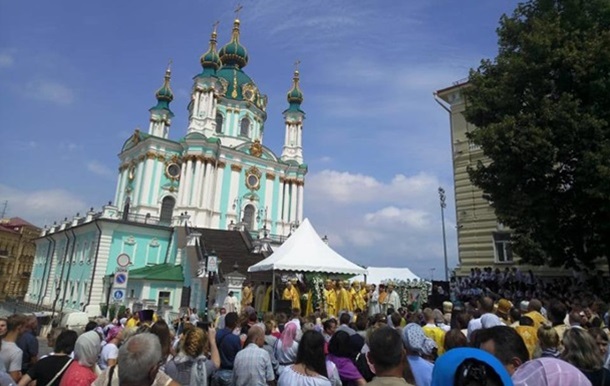 Влада перешкоджає прибуттю учасників хресної ходи до Києва - УПЦ МП