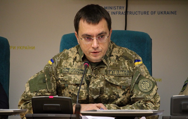Омелян після введення воєнного стану одягнувся у військову форму