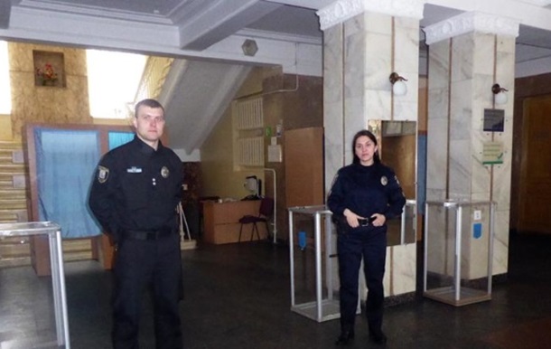 ДВК завтра охоронятимуть 40 тисяч силовиків