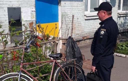 Поліція забрала у виборця вдома вкрадений бюлетень
