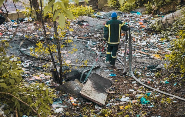 У Києві двоє людей загинули під час пожежі в колекторі