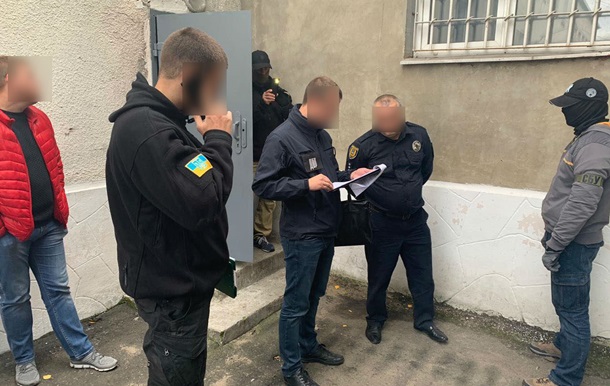 На Одещині начальник відділу поліції встановив данину для підлеглих