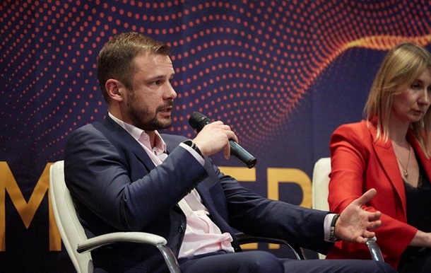 Голову освітнього комітету ВР назвали плагіатором року