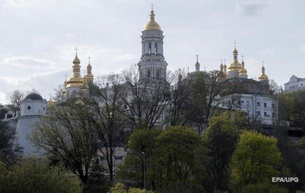 COVID -19 виявили у десятків семінаристів у Києві