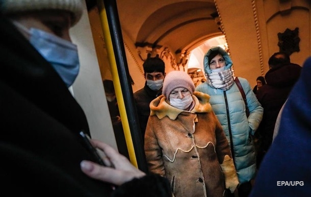Кабмін дозволив регіонам самим посилювати карантин