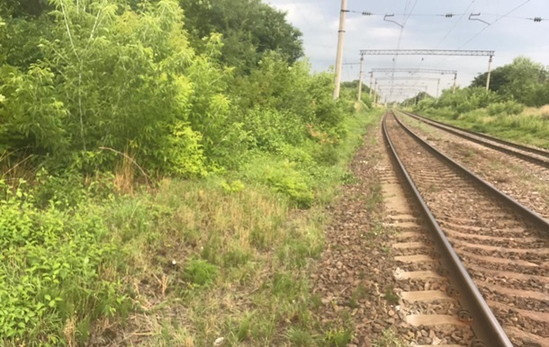 На Львівщині чоловік випав із пасажирського поїзда