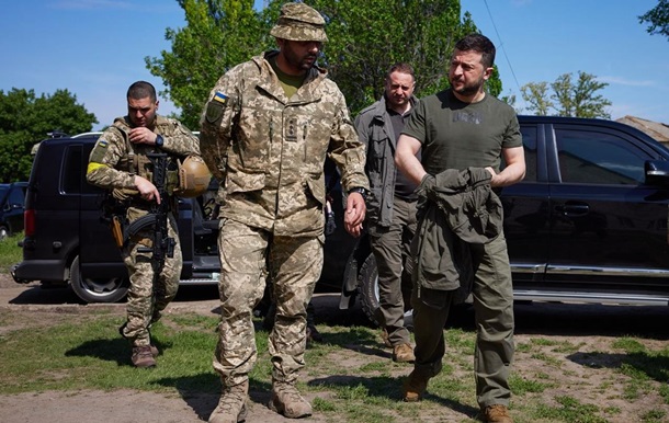 Зеленский: У нас есть шанс удержать наступление