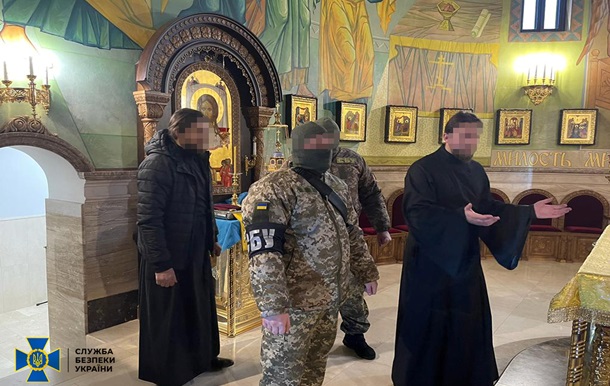СБУ проводит обыски в соборе УПЦ МП в Борисполе