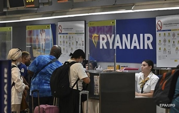 Ryanair наймає українських пілотів і бортпровідників