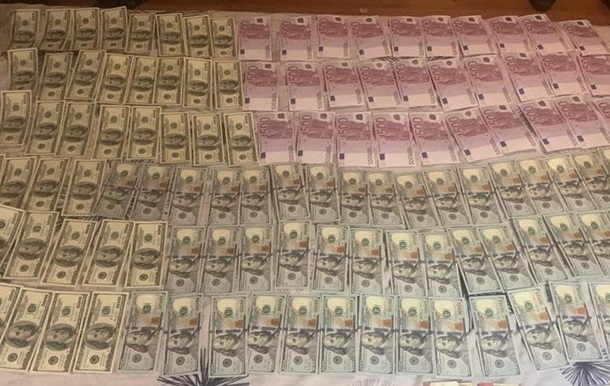 У Львові колаборант організував роботу обмінників у Бердянську