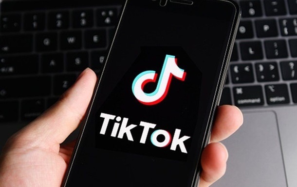 TikTok під забороною: чим небезпечна соцмережа