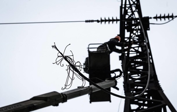 Укрэнерго оценило ситуацию с ремонтом сетей